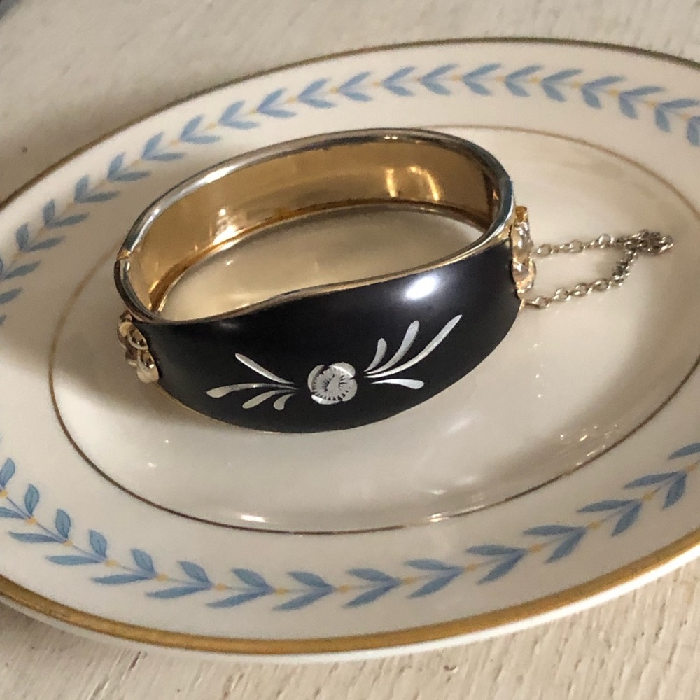 Vintage Laser Etched Silver Hinged Bracelet